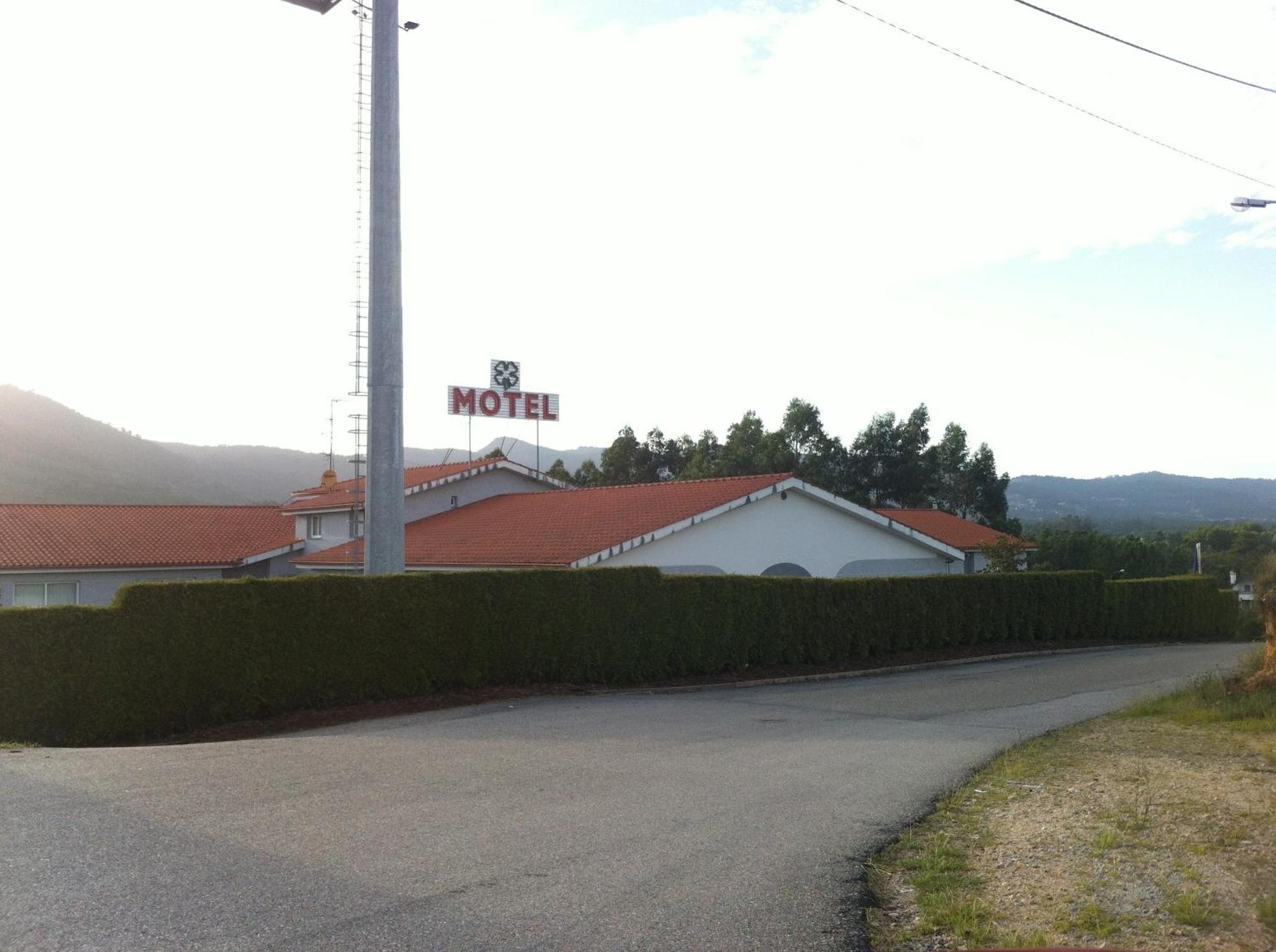 Motel Trebol トゥイ エクステリア 写真